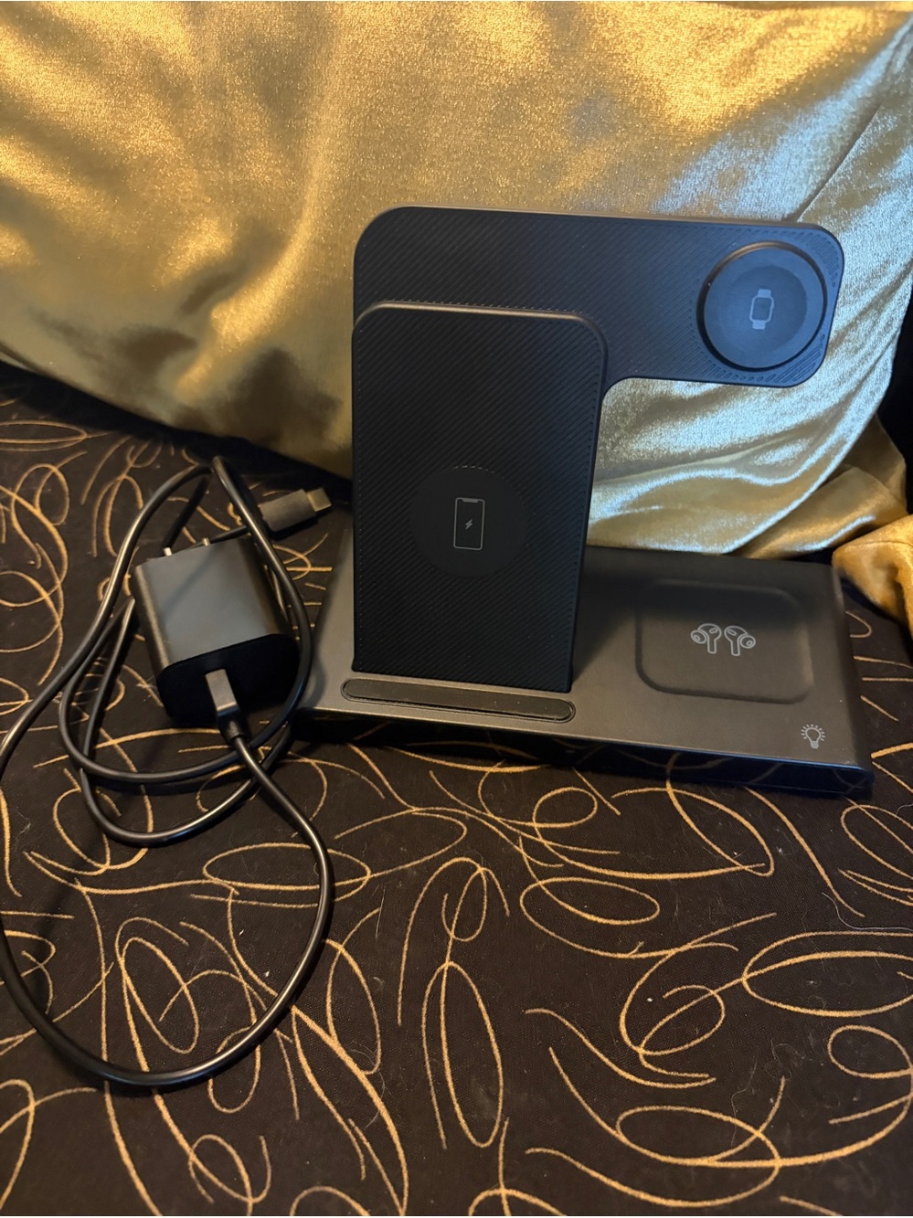 3-in-1 Wireless Charging Stand in Black